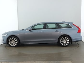 Used Volvo V90 2020 for sale - 77439192: Photo