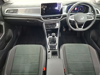 Used Volkswagen T-Roc 2024 for sale - 79086654: Photo