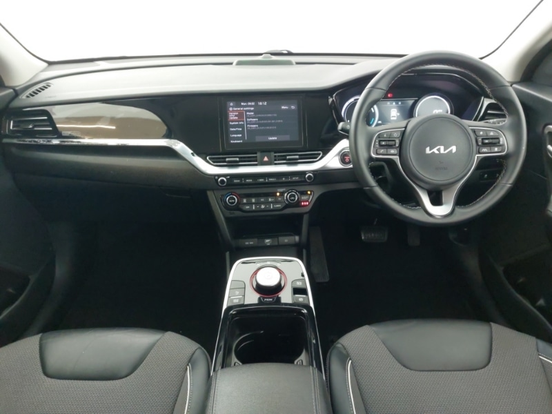 Used Kia Niro 2021 for sale - 77518157: Photo 2