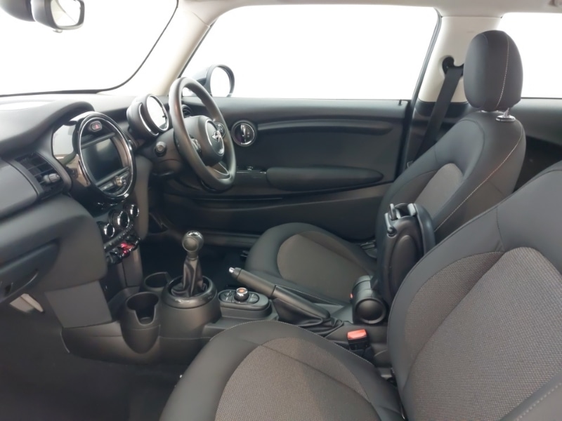 Used MINI Hatch 2019 for sale - 77716660: Photo 5