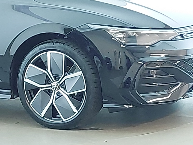 Used Volkswagen Golf 2025 for sale - 76906980: Photo 9