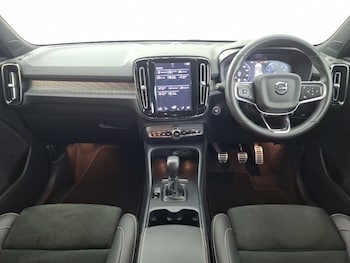 Used Volvo XC40 2022 for sale - 79557845: Photo