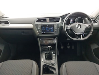 Used Volkswagen Tiguan 2017 for sale - 76321588: Photo