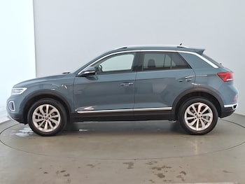 Used Volkswagen T-Roc 2025 for sale - 79573289: Photo