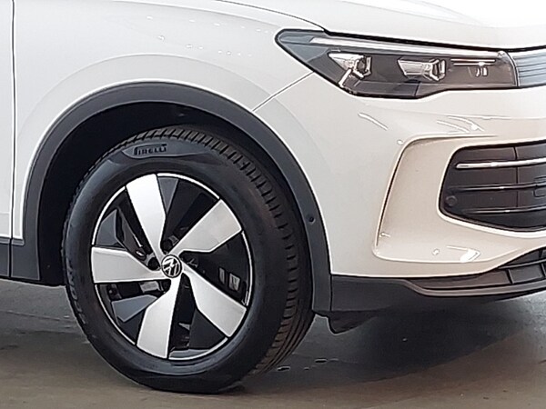 Used Volkswagen Tiguan 2024 for sale - 75442114: Photo 9