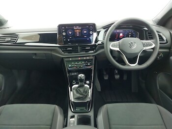 Used Volkswagen T-Roc 2025 for sale - 77223477: Photo