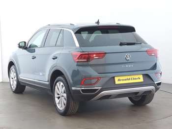 Used Volkswagen T-Roc 2024 for sale - 74944090: Photo