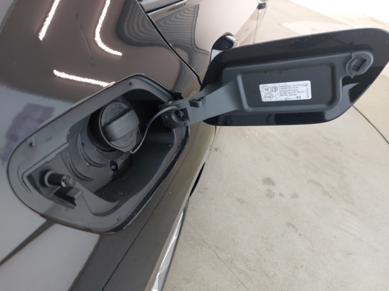 Used Volkswagen Golf 2025 for sale - 76963963: Photo 13