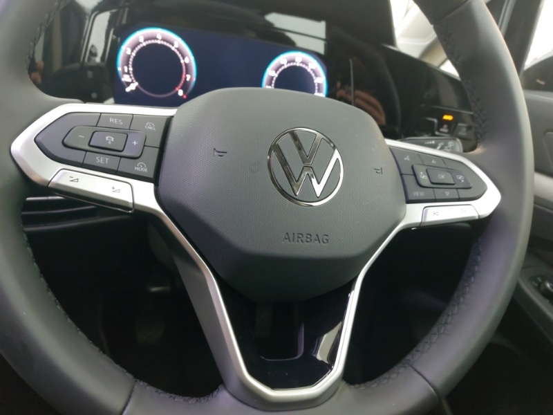 Used Volkswagen Golf 2025 for sale - 76963963: Photo 15