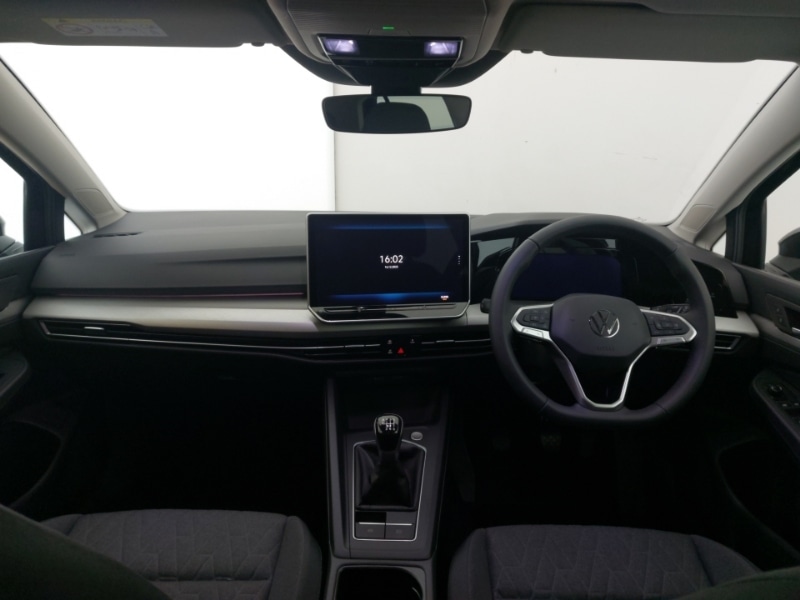 Used Volkswagen Golf 2025 for sale - 76963963: Photo 2