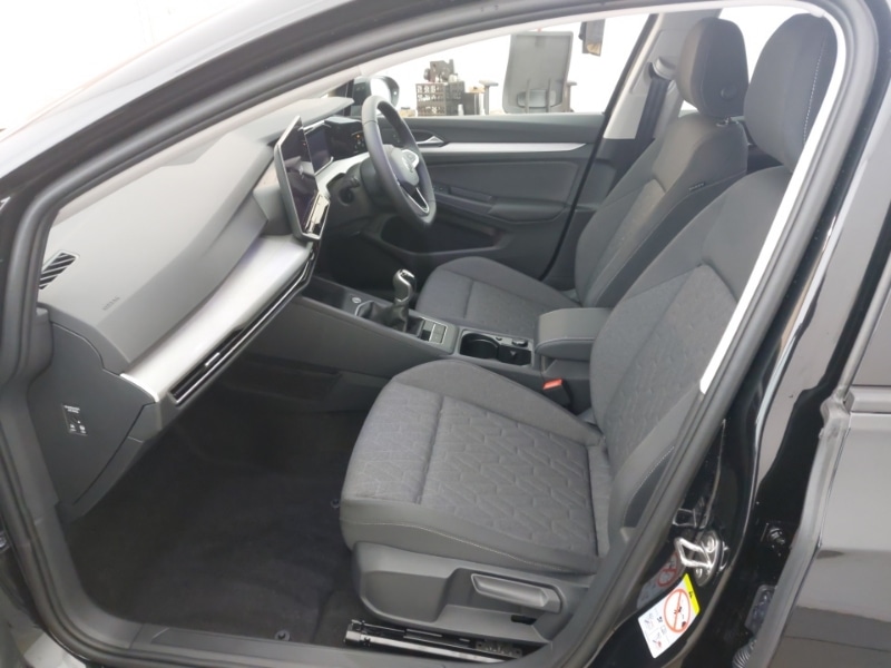 Used Volkswagen Golf 2025 for sale - 76963963: Photo 5