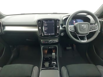 Used Volvo XC40 2025 for sale - 78306733: Photo