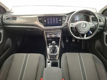 Used Volkswagen T-Roc 2019 for sale - 76258230: Photo