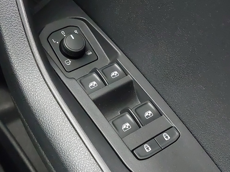 Used Skoda Karoq 2024 for sale - 76321577: Photo 19