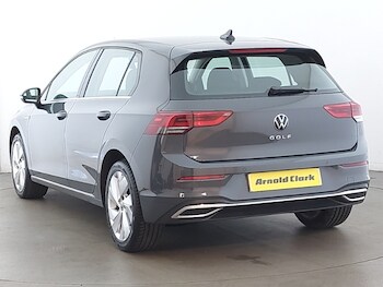 Used Volkswagen Golf 2024 for sale - 75204907: Photo