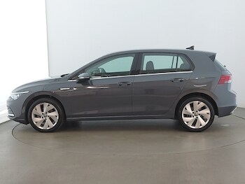 Used Volkswagen Golf 2024 for sale - 75204907: Photo