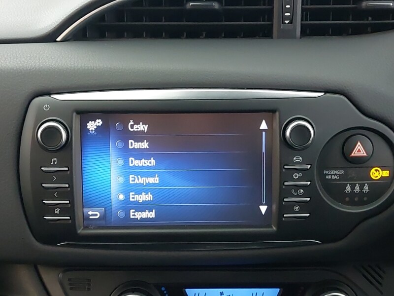 Used Toyota Yaris 2018 for sale - 77569068: Photo 11