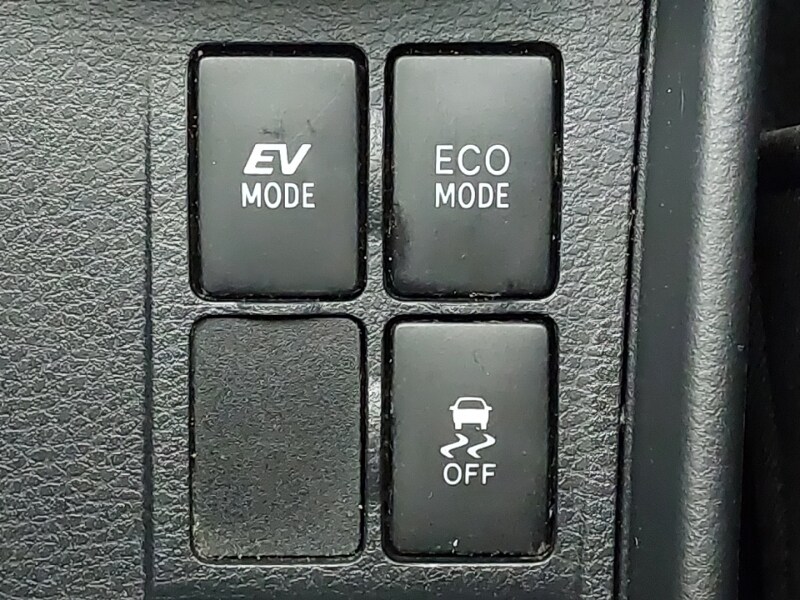 Used Toyota Yaris 2018 for sale - 77569068: Photo 18