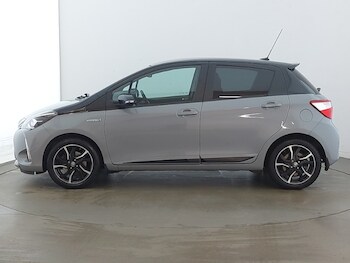 Used Toyota Yaris 2018 for sale - 77569068: Photo