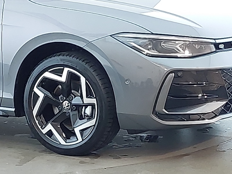 Used Volkswagen Passat 2025 for sale - 76893739: Photo 9