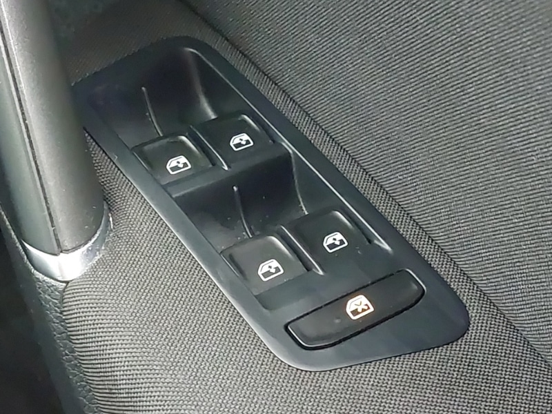 Used Volkswagen Golf 2017 for sale - 78203293: Photo 19