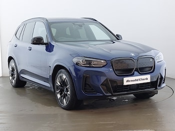 2022 - 210kW M Sport Pro 80kWh 5dr Auto