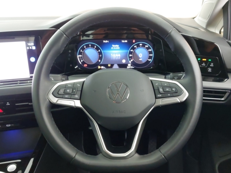 Used Volkswagen Golf 2023 for sale - 76199388: Photo 13