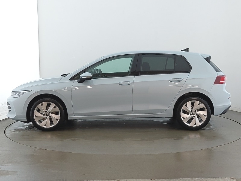 Used Volkswagen Golf 2025 for sale - 76970582: Photo 4