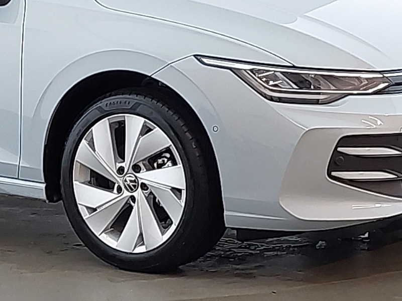 Used Volkswagen Golf 2025 for sale - 76970582: Photo 9