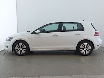 Used Volkswagen Golf 2019 for sale - 77548907: Photo