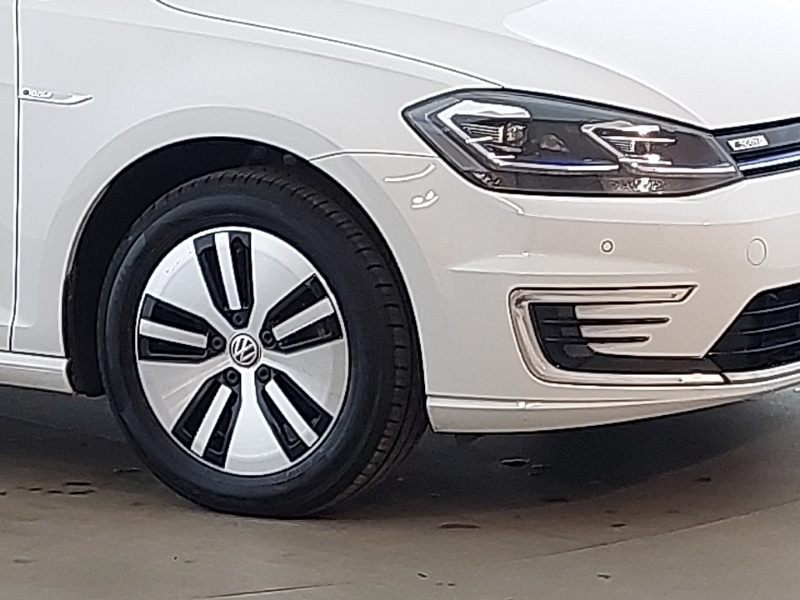 Used Volkswagen Golf 2019 for sale - 77548907: Photo 9