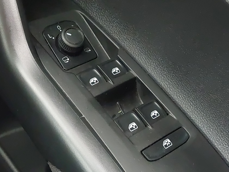 Used Volkswagen Polo 2023 for sale - 77832235: Photo 19