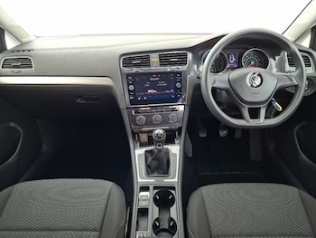 Used Volkswagen Golf 2018 for sale - 79492833: Photo