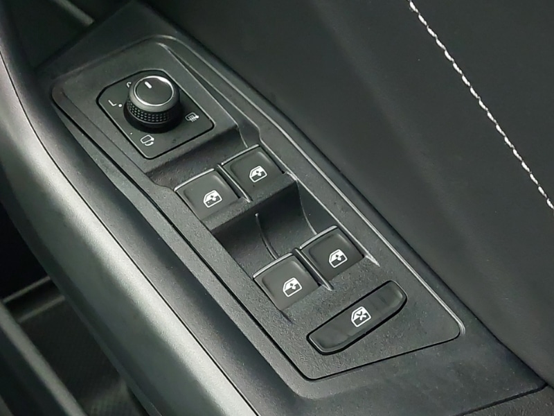 Used Volkswagen T-Roc 2025 for sale - 77223764: Photo 18