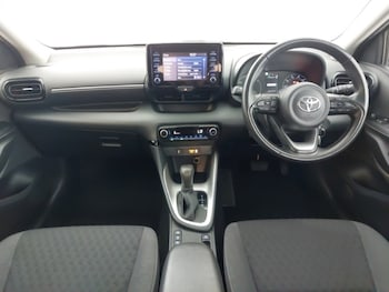 Used Toyota Yaris 2021 for sale - 78355417: Photo