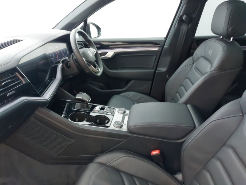 Used Volkswagen Touareg 2023 for sale - 76893722: Photo 5