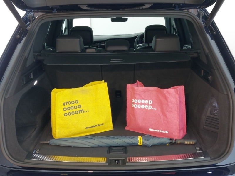 Used Volkswagen Touareg 2023 for sale - 76893722: Photo 8