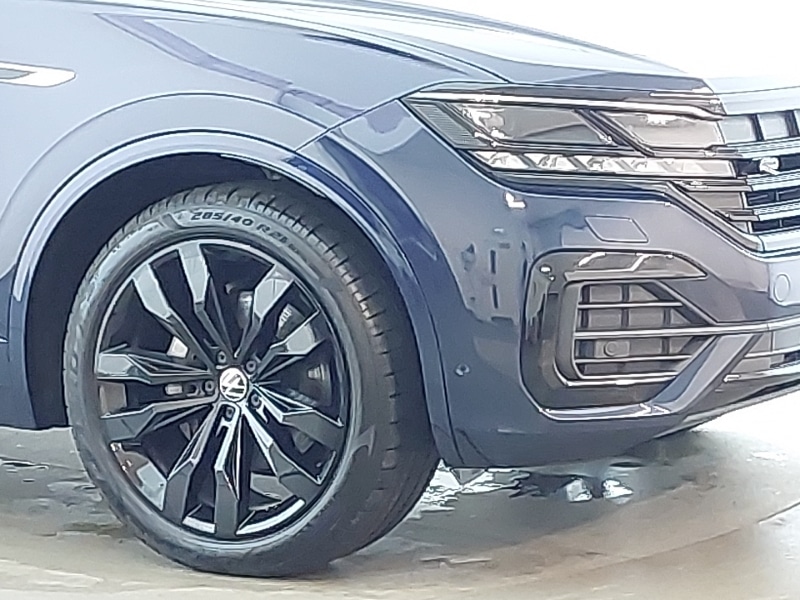 Used Volkswagen Touareg 2023 for sale - 76893722: Photo 9