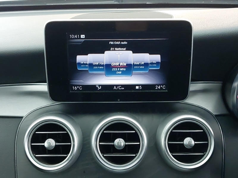 Used Mercedes-Benz C Class 2018 for sale - 76911836: Photo 16