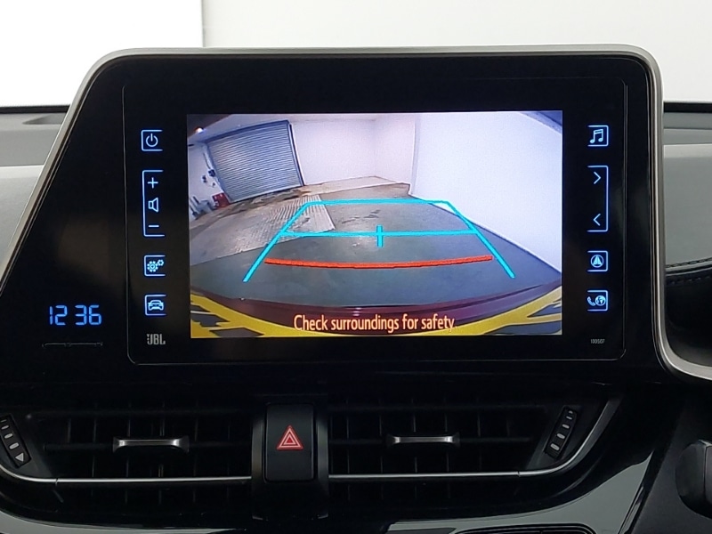 Used Toyota C-HR 2018 for sale - 76795550: Photo 11