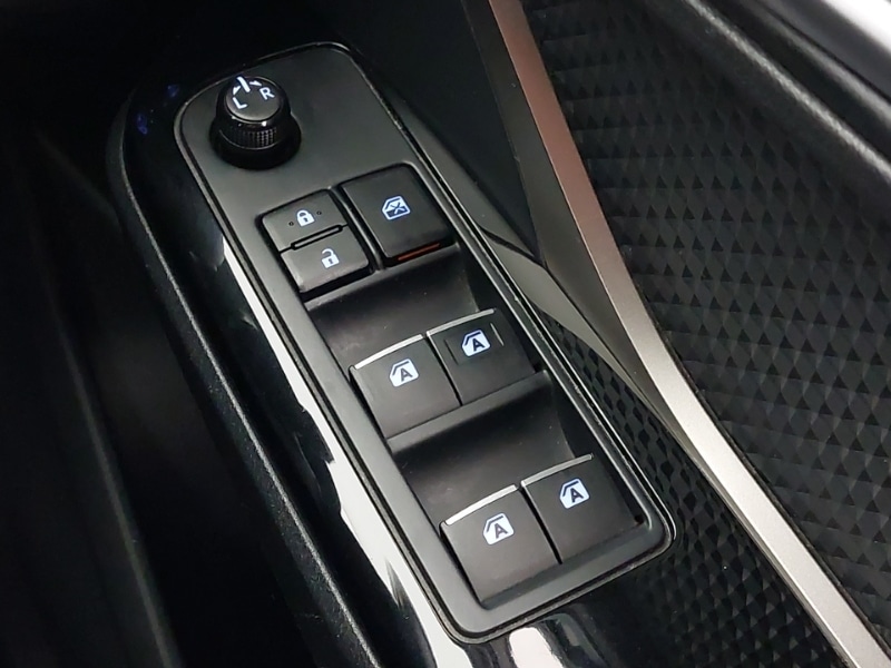 Used Toyota C-HR 2018 for sale - 76795550: Photo 19