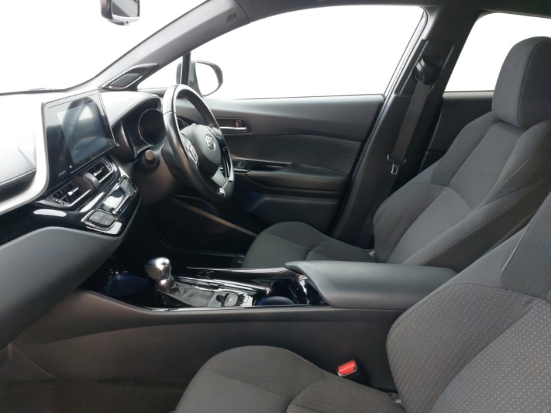 Used Toyota C-HR 2018 for sale - 76795550: Photo 5