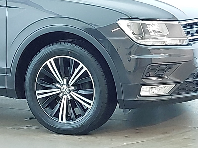 Used Volkswagen Tiguan 2016 for sale - 76707997: Photo 9