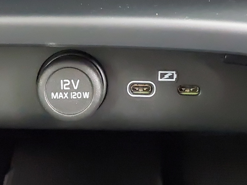 Used Volvo XC40 2025 for sale - 77530827: Photo 17