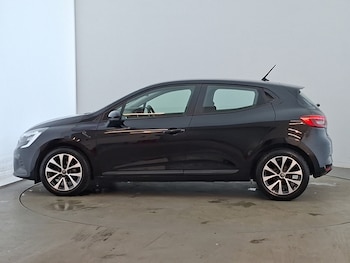 Used Renault Clio 2021 for sale - 79126609: Photo