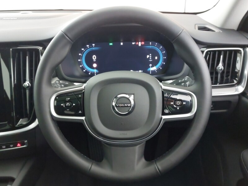 Used Volvo V60 2025 for sale - 77585321: Photo 13