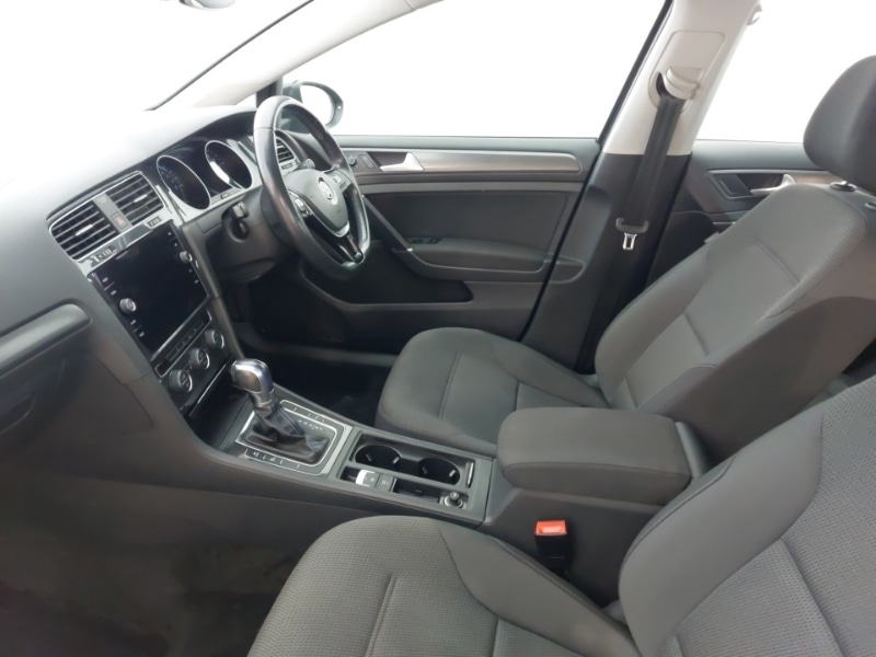 Used Volkswagen Golf 2019 for sale - 78178863: Photo 5