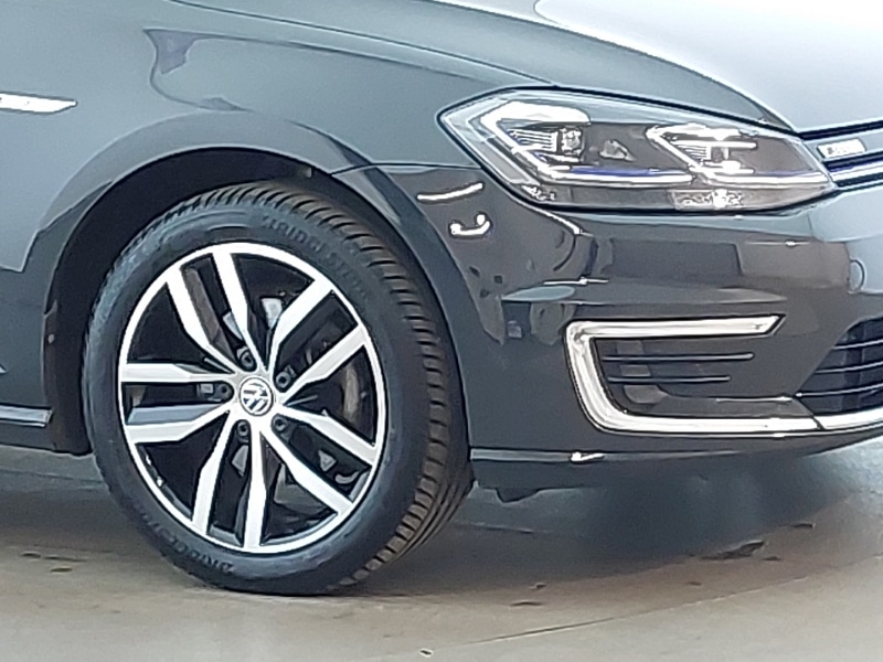 Used Volkswagen Golf 2019 for sale - 78178863: Photo 9