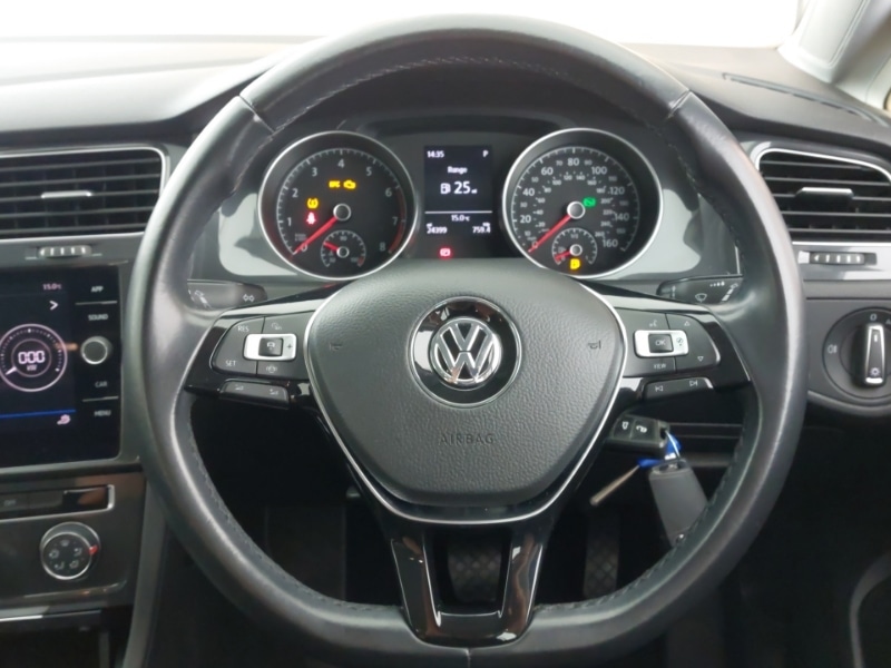 Used Volkswagen Golf 2018 for sale - 76054647: Photo 13