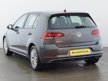 Used Volkswagen Golf 2018 for sale - 76054647: Photo 3